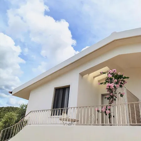 Meridiana Al Mare Villa *
